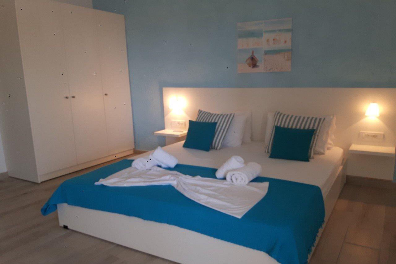 Amazona Aparthotel Agia Pelagia  Buitenkant foto