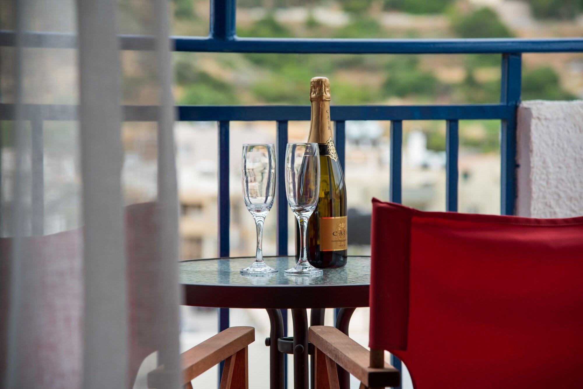 Amazona Aparthotel Agia Pelagia  Buitenkant foto